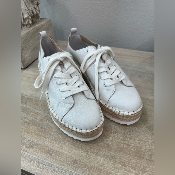 Antonio Melani Taylor lace up - Picture 7 of 8